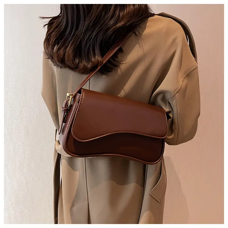 Small Brown Leather Crossbody Bag for Women 2025 — feature 12