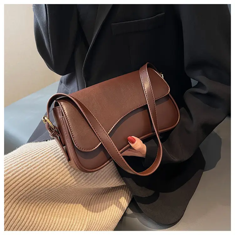 Small Brown Leather Crossbody Bag for Women 2025 — feature 15