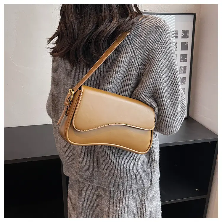 Small Brown Leather Crossbody Bag for Women 2025 — feature 16