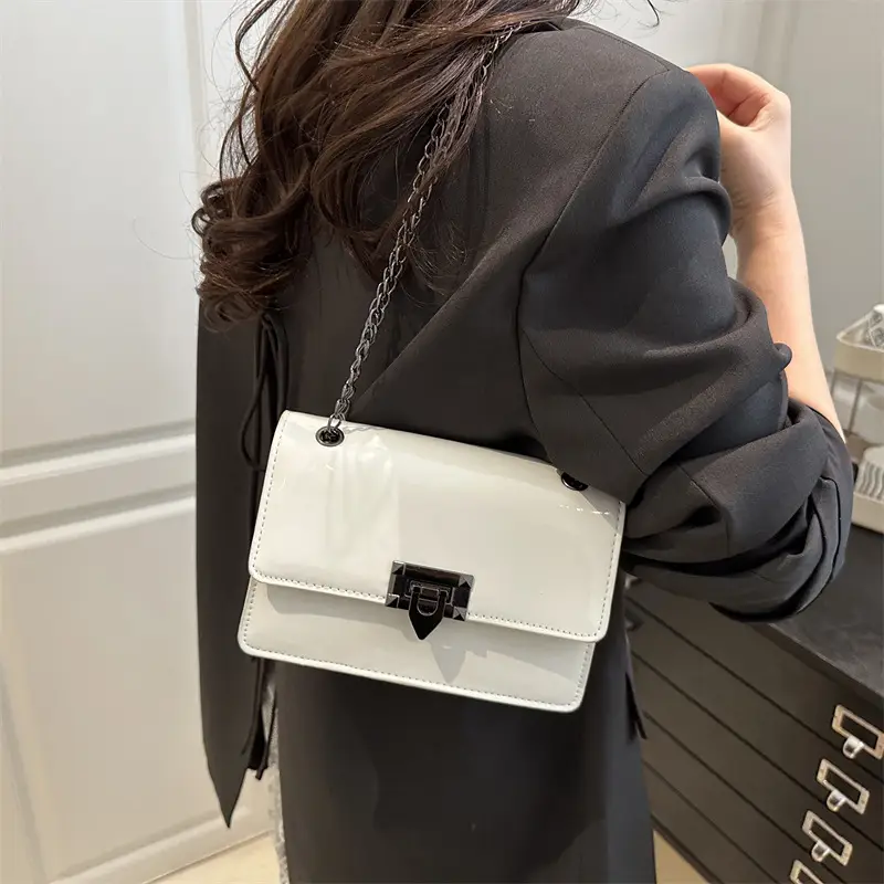 White Retro Crossbody Bag for Women 2025 - Image 5