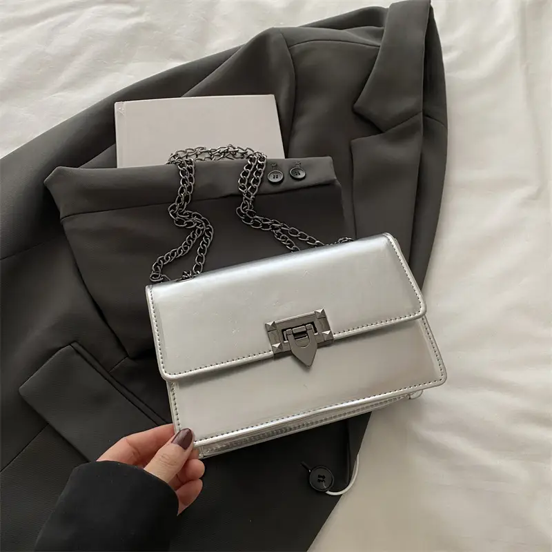 White Retro Crossbody Bag for Women 2025 - Image 2
