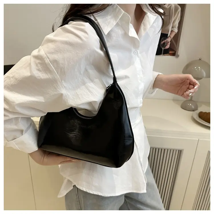 Pink Retro Shoulder Bag for Women 2025 — feature 18