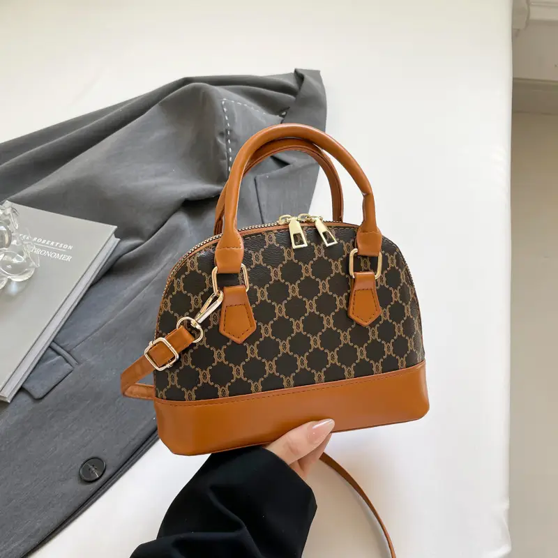 2025 Summer Casual Shell Bag White Red Handle - Image 3