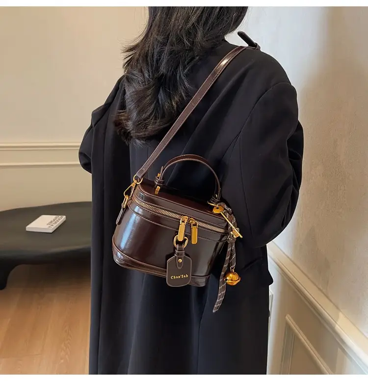 Brown Leather Crossbody Bag for Women with Gold Zippers — feature 20