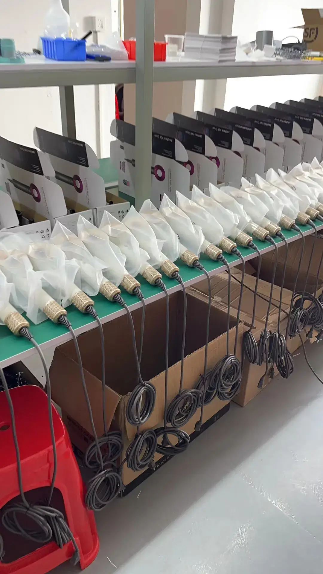 High-Performance Hair Dryer with 2 Ion Technology — feature 4