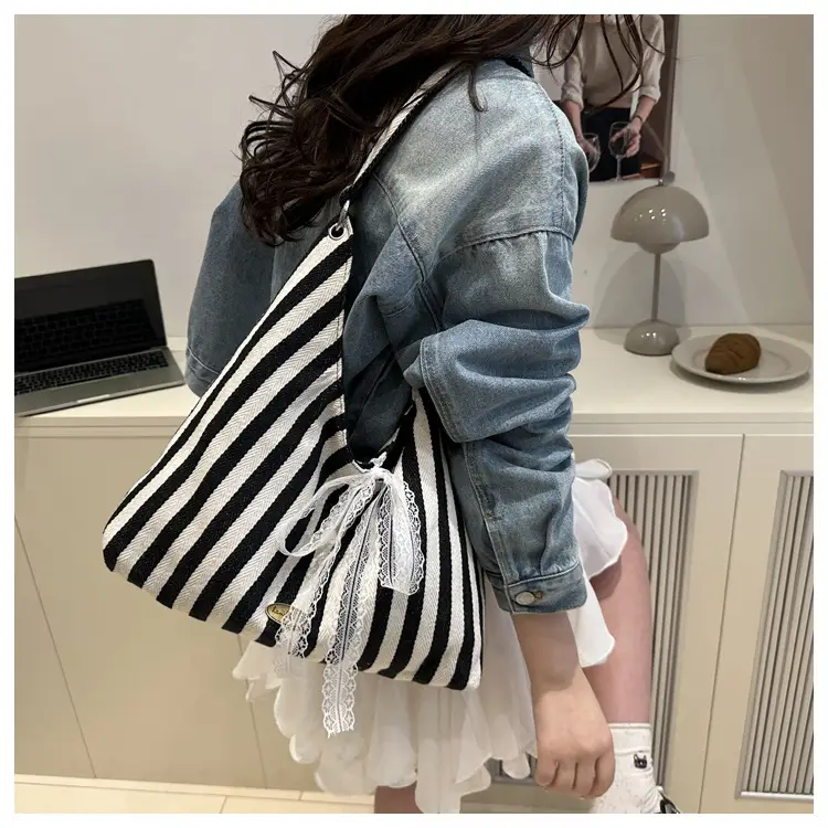 Women Red White Striped Lace Bow Tote Bag — feature 11