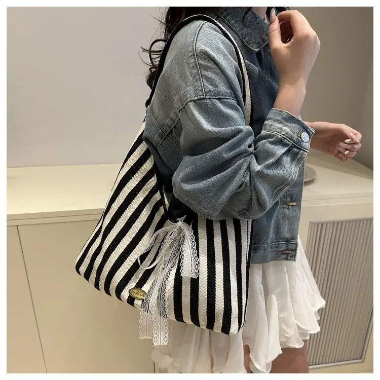 Women Red White Striped Lace Bow Tote Bag — feature 12