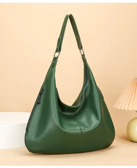 Large Capacity Leather Tote Bag for Women European American Retro Design — feature 17
