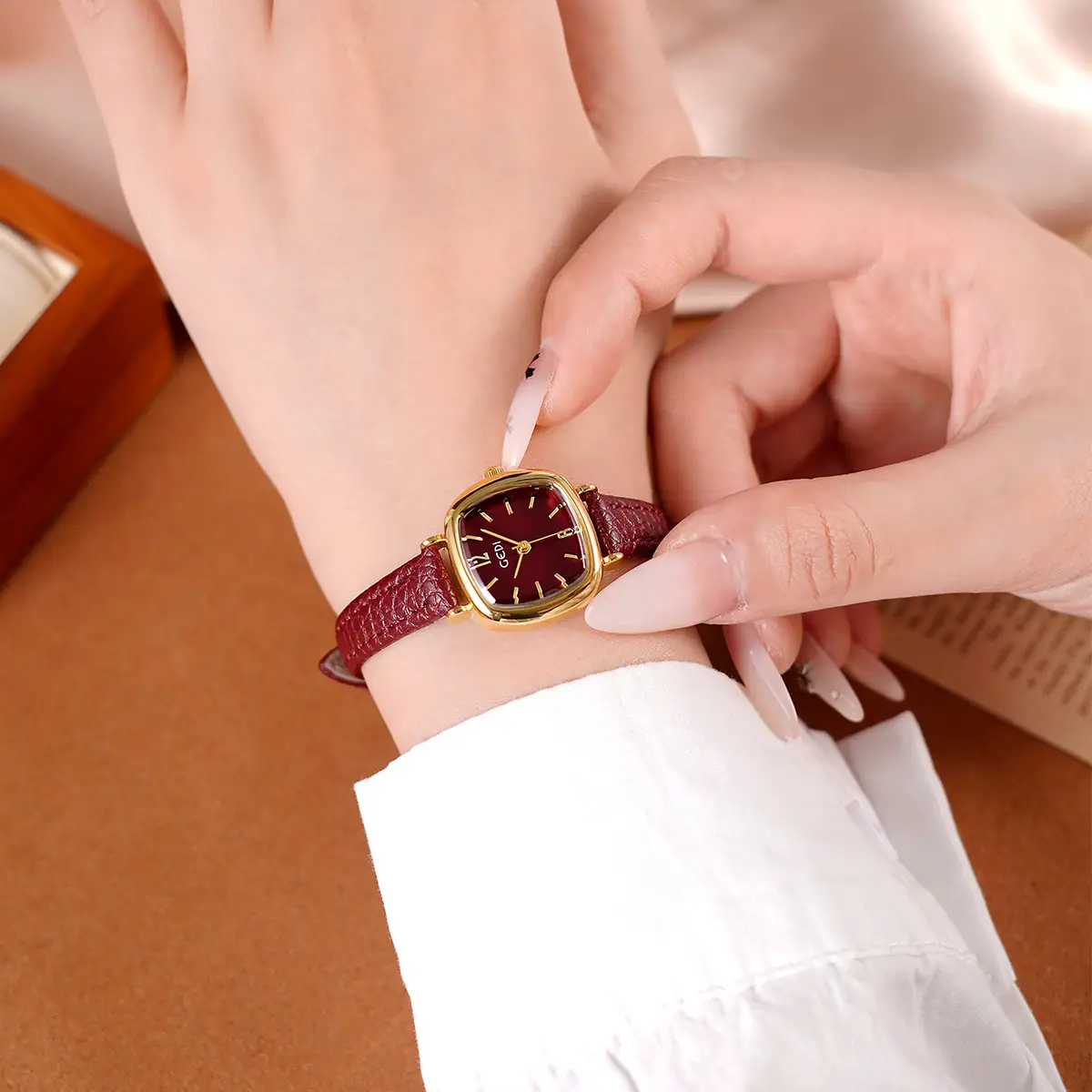 Goldie Women's Red Leather Belt Quartz Watch Small - Image 8