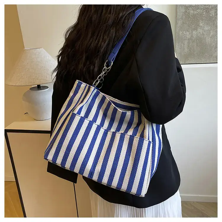 Cross-Border Korean Large Striped Tote Bag — feature 9