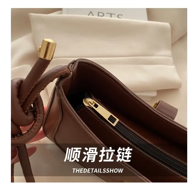 Women's Beige Crossbody Bag with Gold Clasp — feature 5