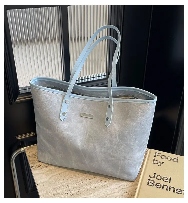 Women's Beige Large Capacity Shoulder Tote Bag 2025 — feature 3