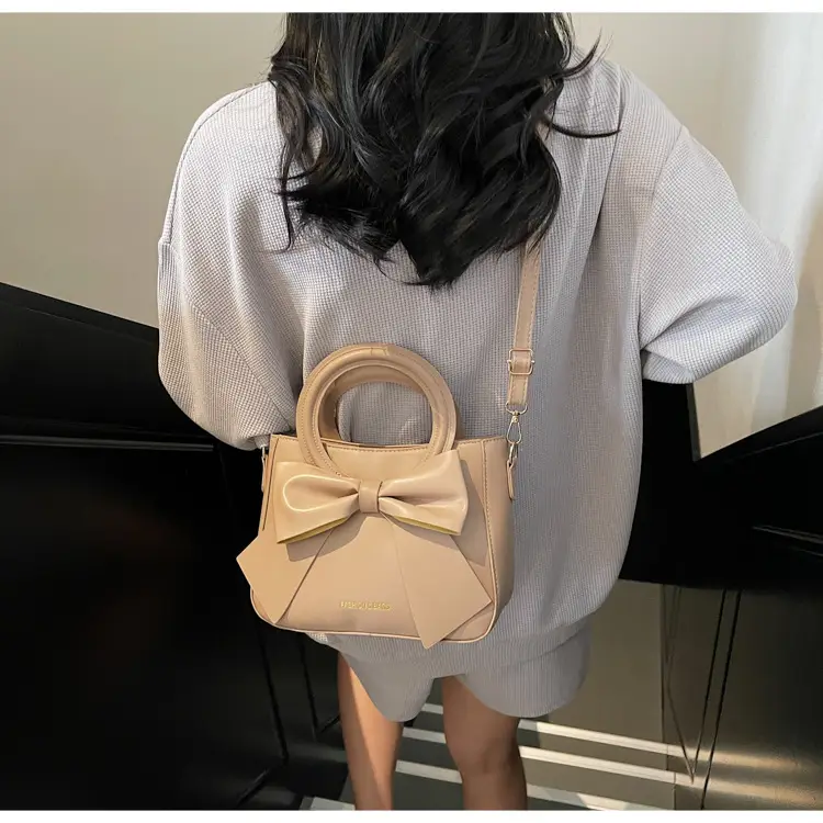 Women's Elegant Bowknot Shoulder Bag Beige — feature 9