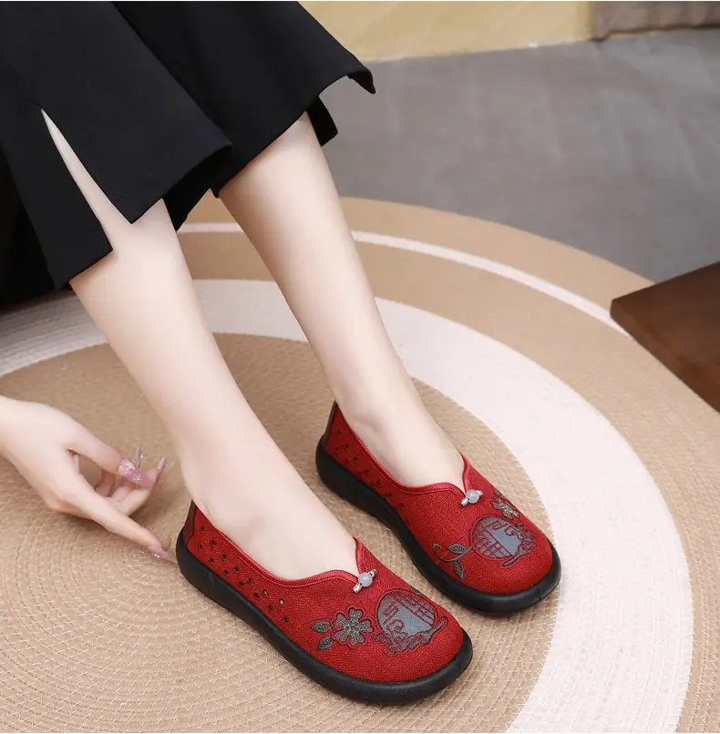 Summer Mom Shoes, Traditional Beijing Cloth Shoes for Women, Soft-Soled, Non-Slip, Elderly Shoes, 2026 New Model, Breathable Grandma Shoes — feature 17