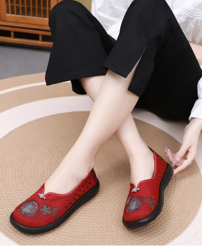Summer Mom Shoes, Traditional Beijing Cloth Shoes for Women, Soft-Soled, Non-Slip, Elderly Shoes, 2026 New Model, Breathable Grandma Shoes — feature 18