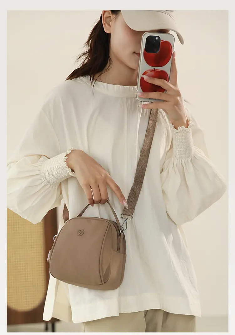 Green Shell Shoulder Bag 2025 Summer Lightweight Large Capacity Women's Fashionable Crossbody Bag — feature 1