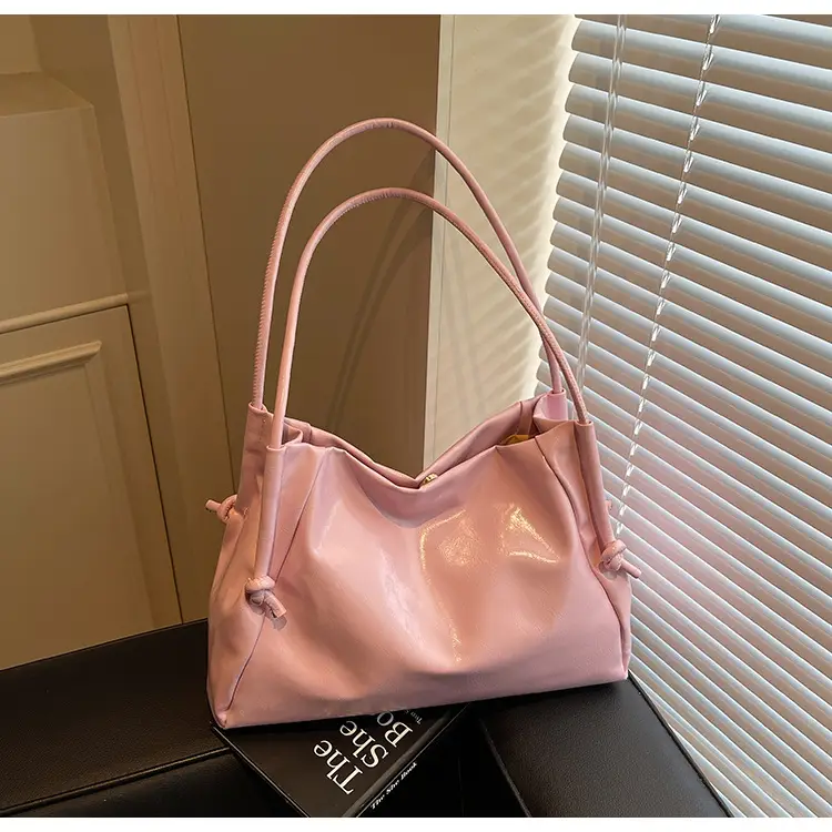 Stylish White Shoulder Bag for Women — feature 20