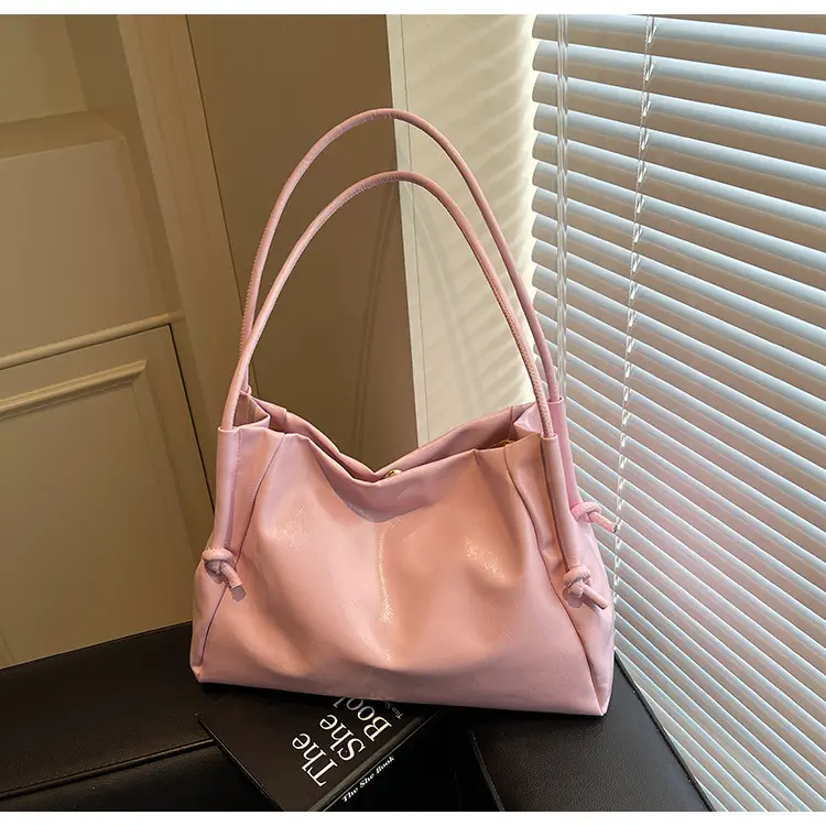 Stylish White Shoulder Bag for Women — feature 21