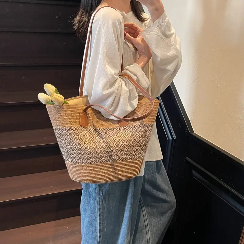 Women Straw Tote Bag Large Capacity Summer Shoulder Bag - Image 5