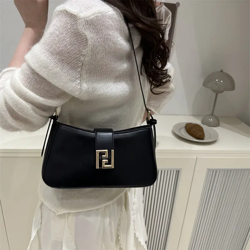 2025 New Fashion Shoulder Bag Niche Design Underarm Bag Distinctive Western Style - Image 8