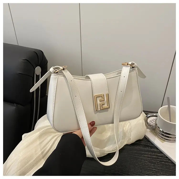 2025 New Fashion Shoulder Bag Niche Design Underarm Bag Distinctive Western Style - Image 2