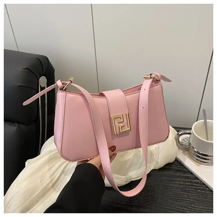 2025 New Fashion Shoulder Bag Niche Design Underarm Bag Distinctive Western Style - Image 3