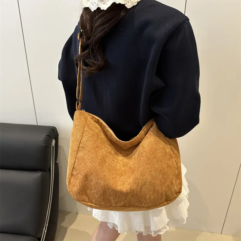 New Style Relaxed Corduroy Shoulder Bag for Women Large Capacity Crossbody Bag Korean Fashion Commuter Tote Bag Trendy Luggage and Leather Goods - Image 11