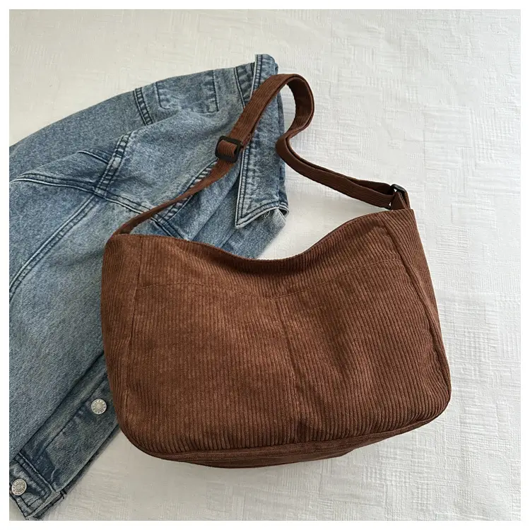 New Style Relaxed Corduroy Shoulder Bag for Women Large Capacity Crossbody Bag Korean Fashion Commuter Tote Bag Trendy Luggage and Leather Goods - Image 8
