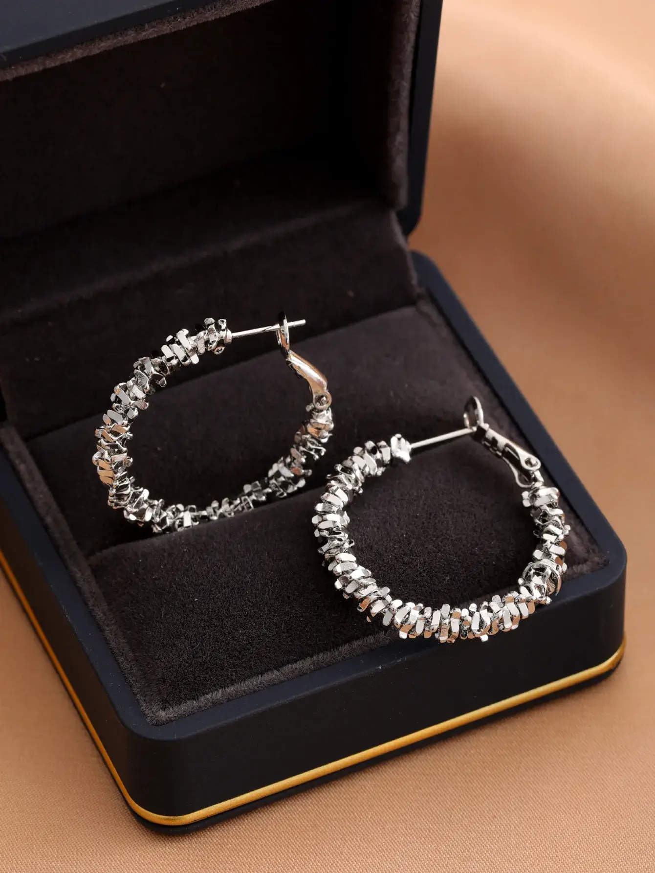 European American Textured Gold Earrings Set