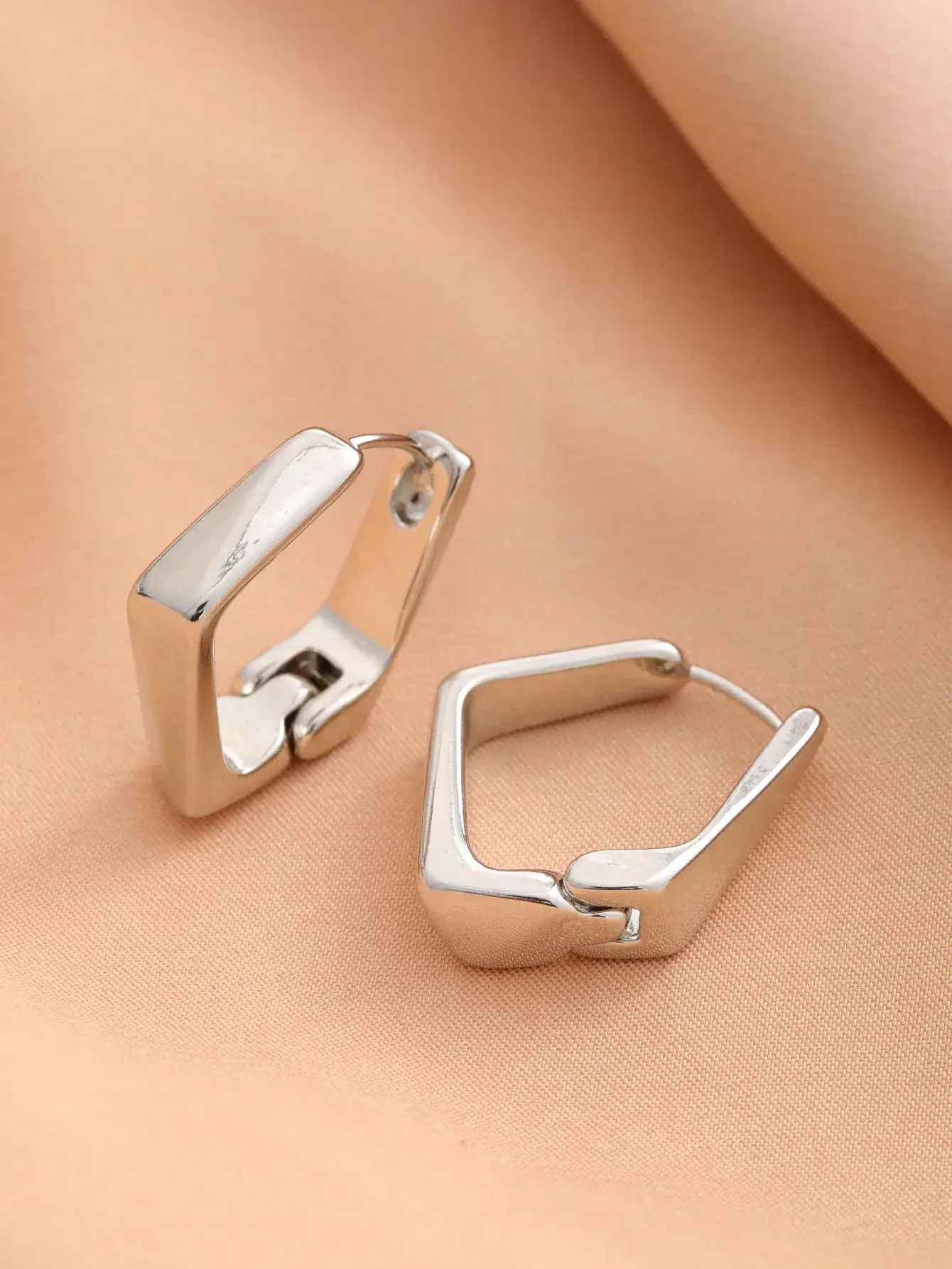 European American Textured Gold Earrings Set