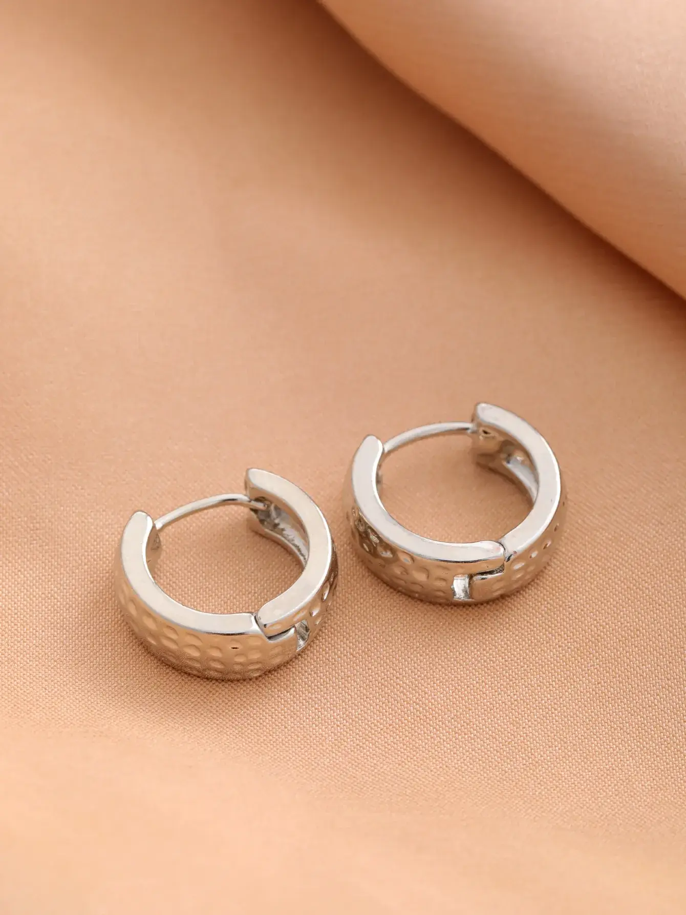European American Textured Gold Earrings Set