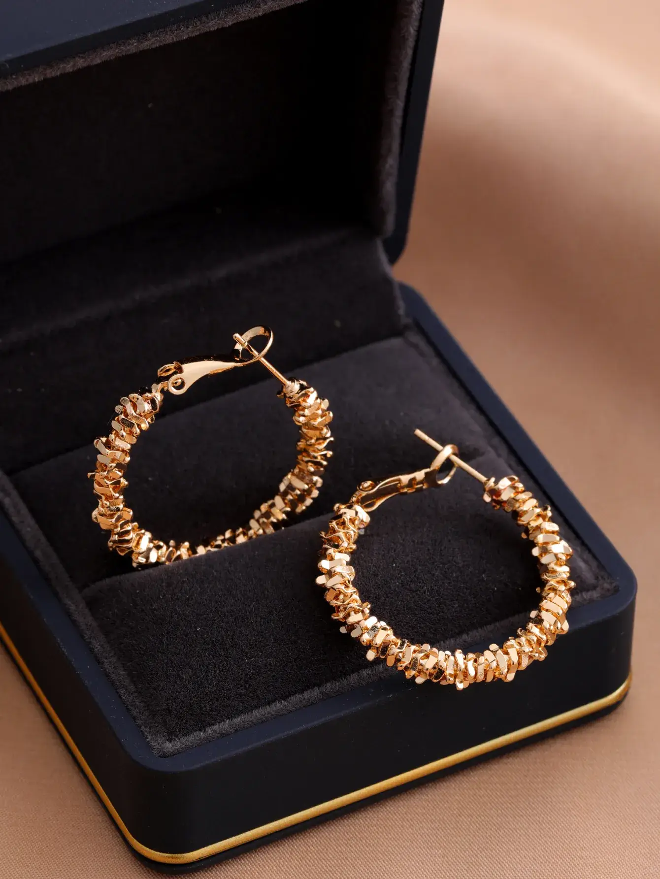 European American Textured Gold Earrings Set