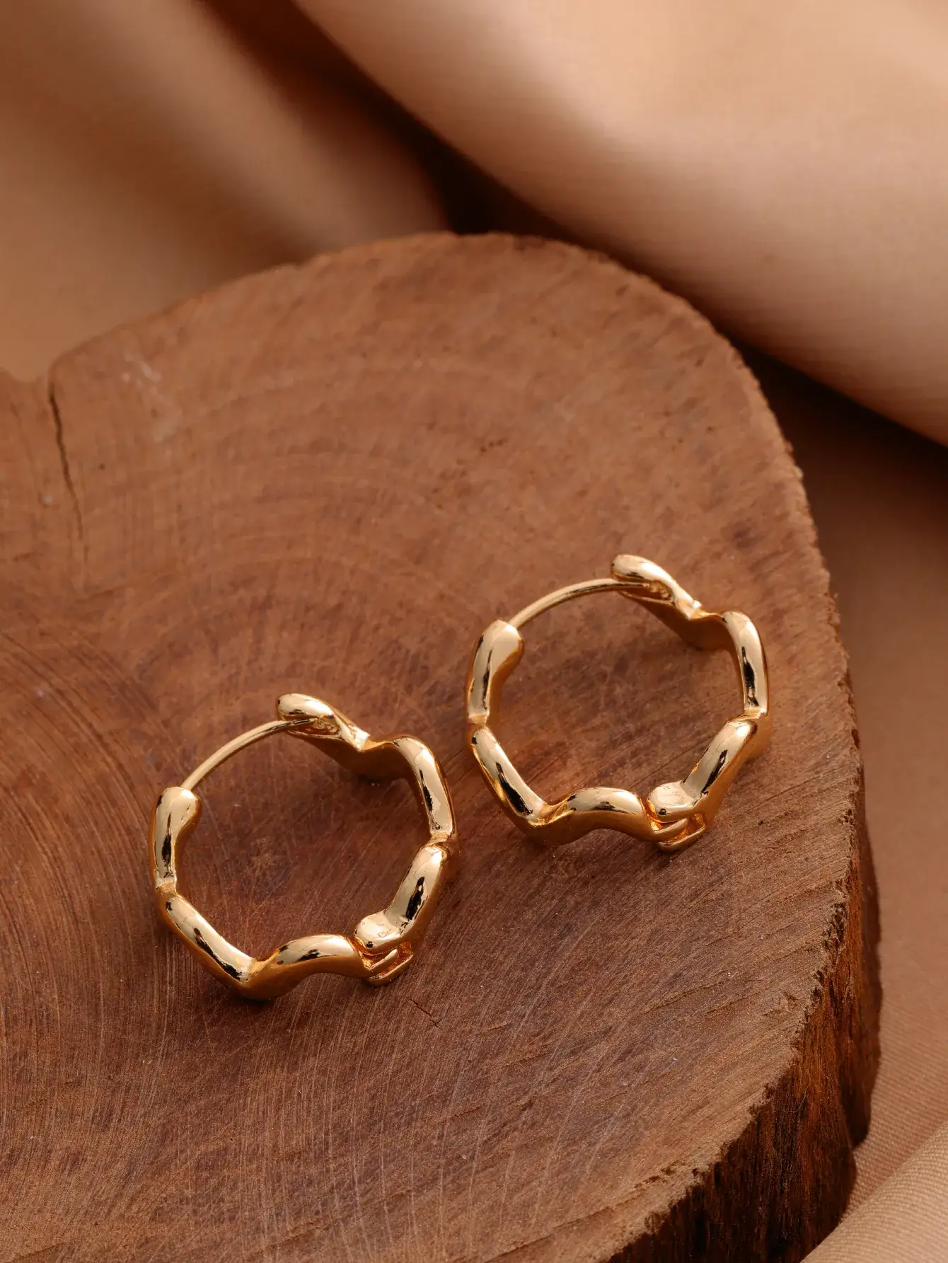 European American Textured Gold Earrings Set