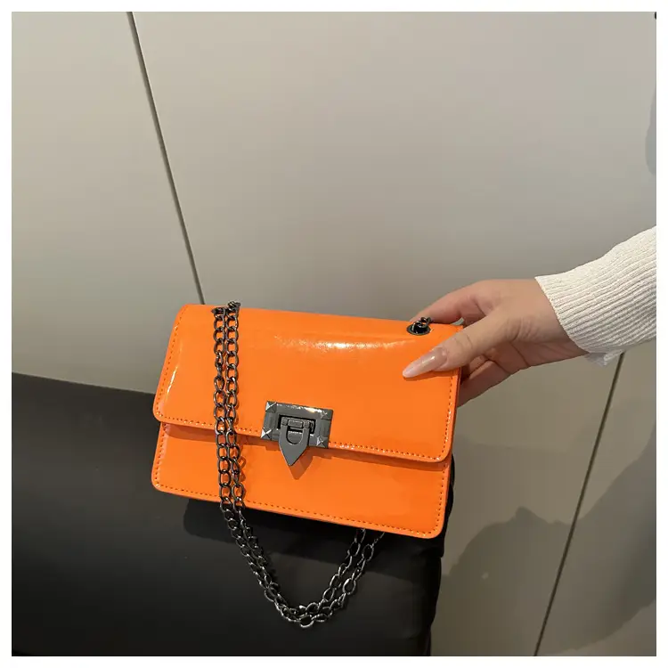 White Square Lock Chain Crossbody Bag for Women — feature 9