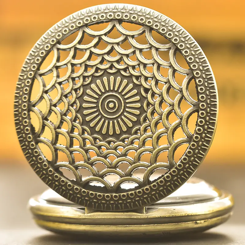 Vintage Floral Pocket Watch with Chain Strap for Men Women — feature 24