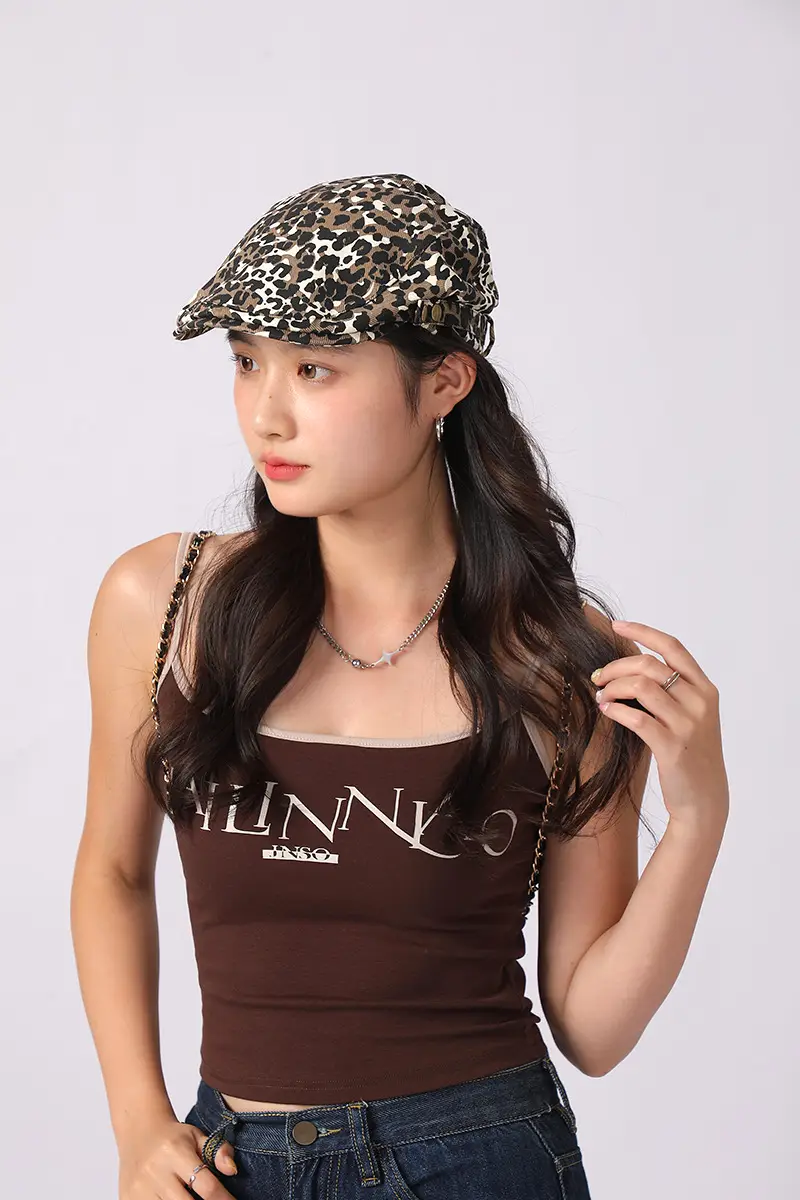 Women Leopard Print Forward Cap Y2K Duckbill Beret — feature 6