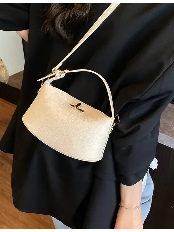 Red Crossbody Bag for Women 2026 New Summer