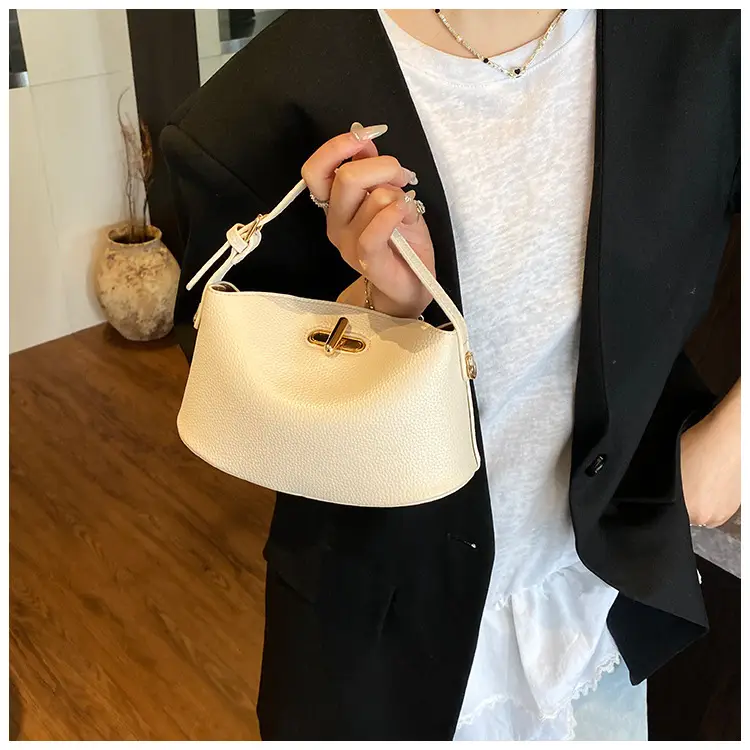 Red Crossbody Bag for Women 2026 New Summer — feature 29