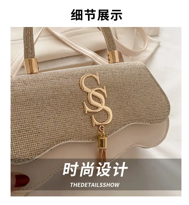 Red Glitter Letter Hardware Shoulder Bag — feature 4