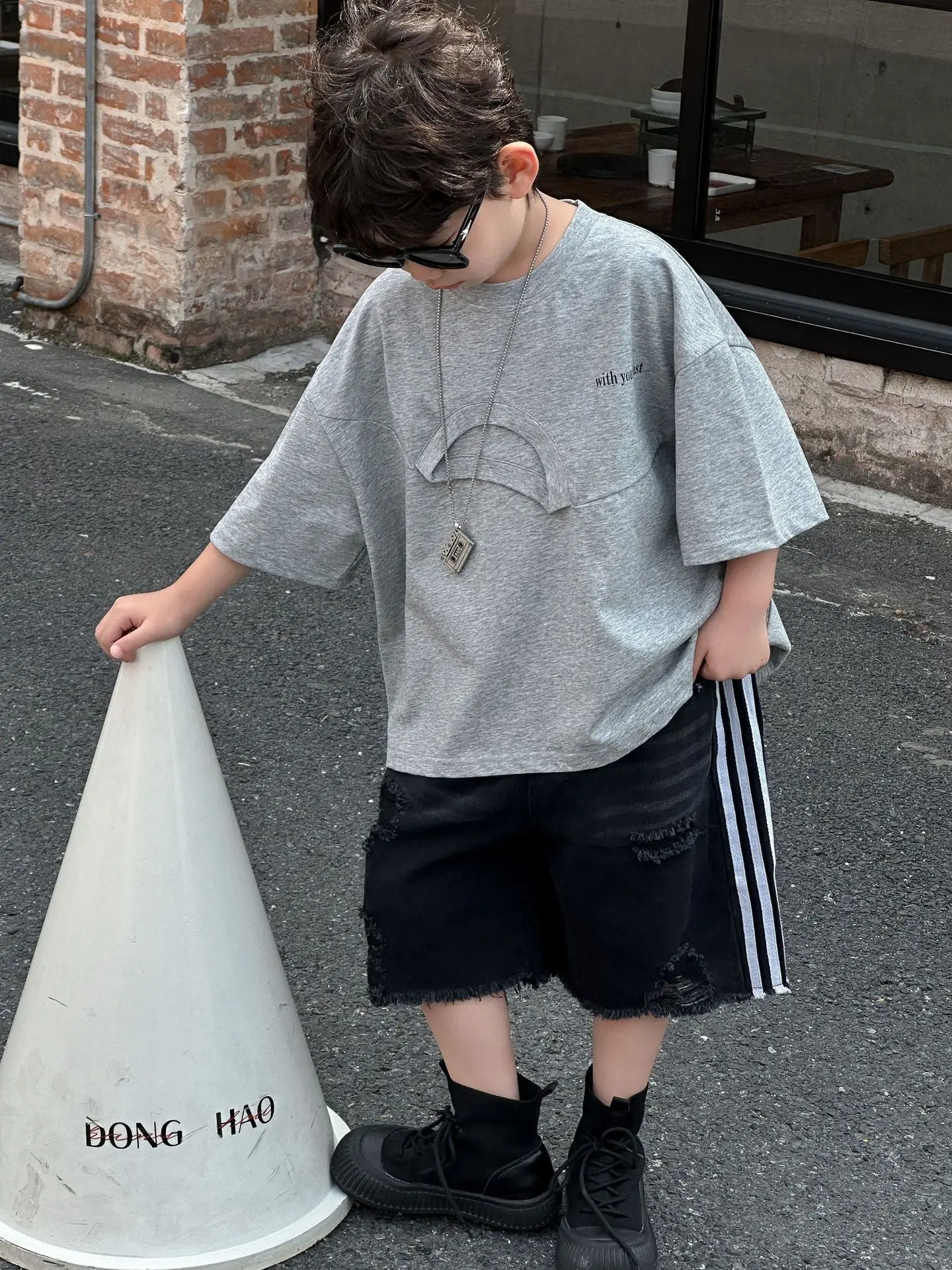Kids Casual Grey T-Shirt Shorts Set Summer 2025 - Image 5