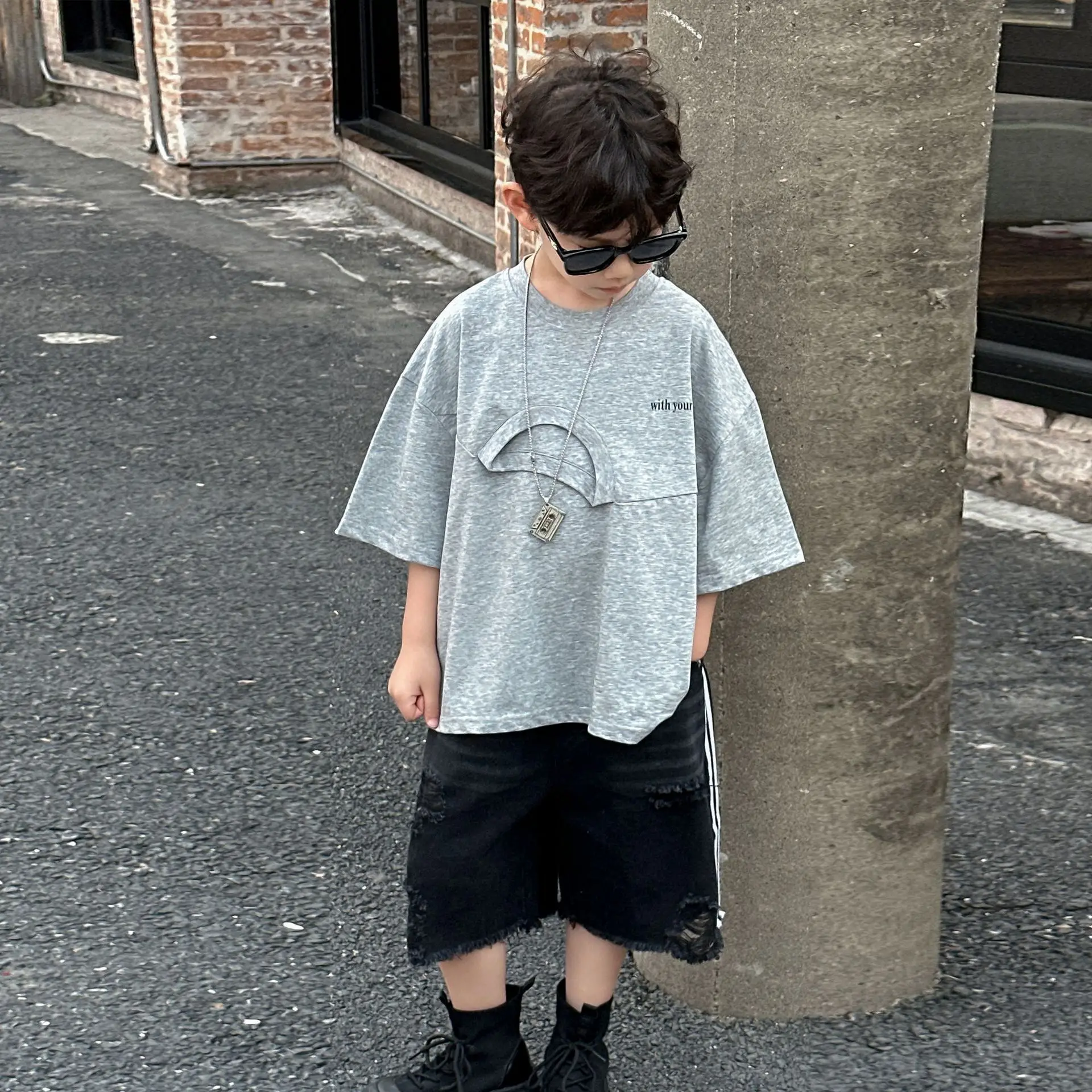 Kids Casual Grey T-Shirt Shorts Set Summer 2025 — feature 11