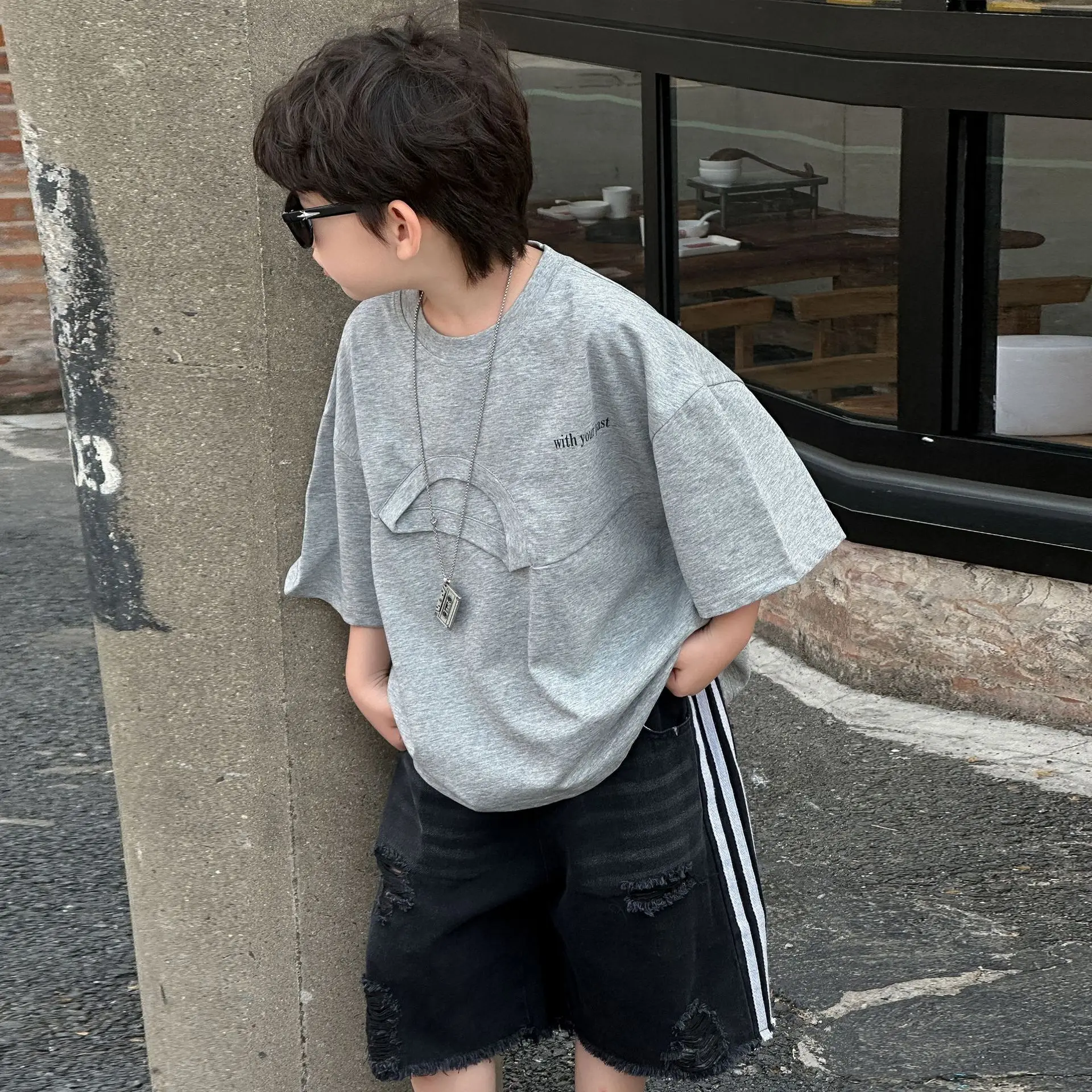 Kids Casual Grey T-Shirt Shorts Set Summer 2025 — feature 7