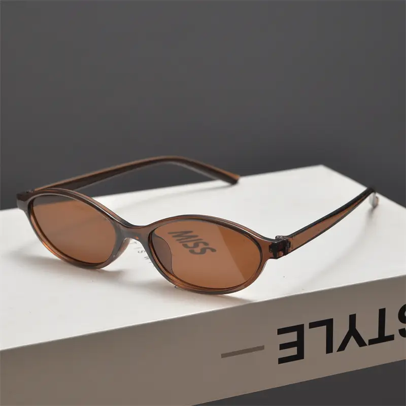 2025 Flat Round Frame Nerd Sunglasses Women's Small — feature 14
