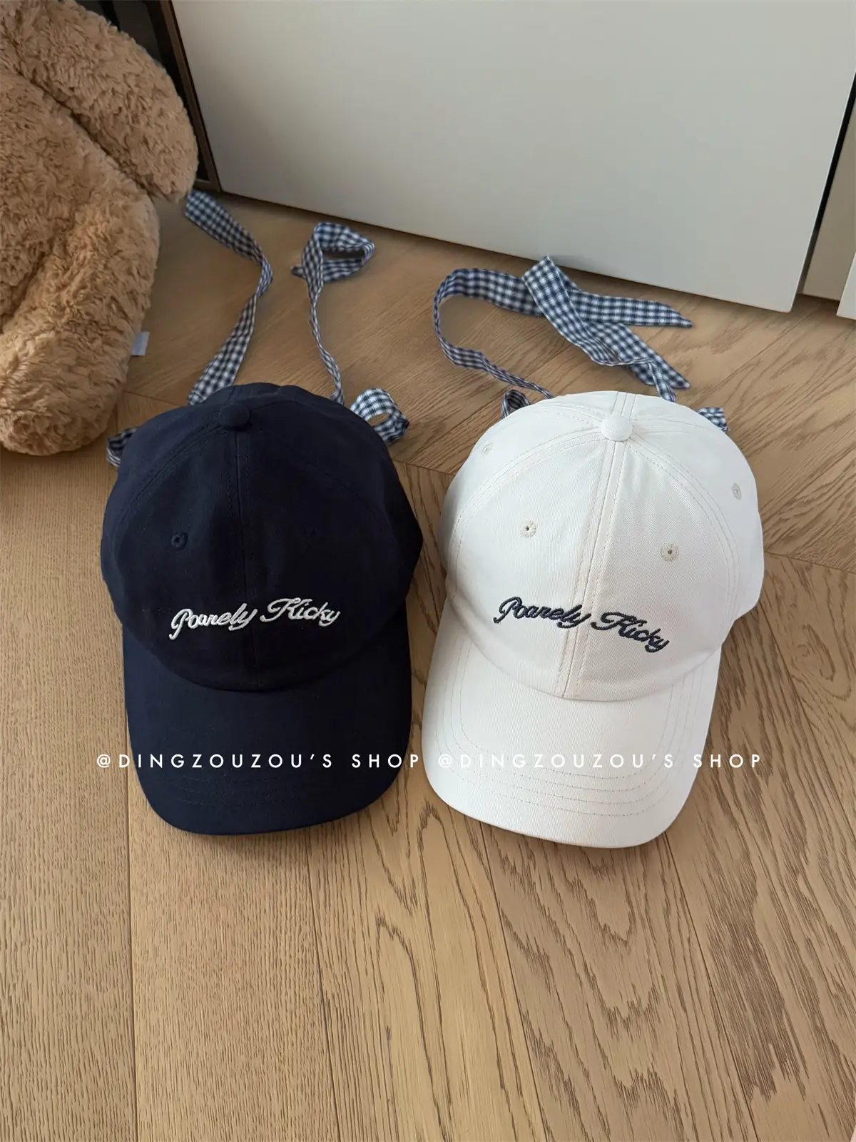 Bow-Tie Letter Embroidery Baseball Cap for Women — feature 1