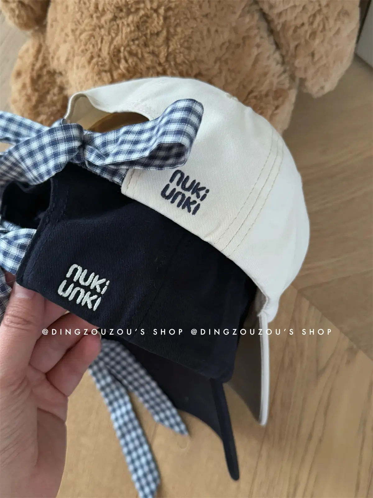 Bow-Tie Letter Embroidery Baseball Cap for Women — feature 14