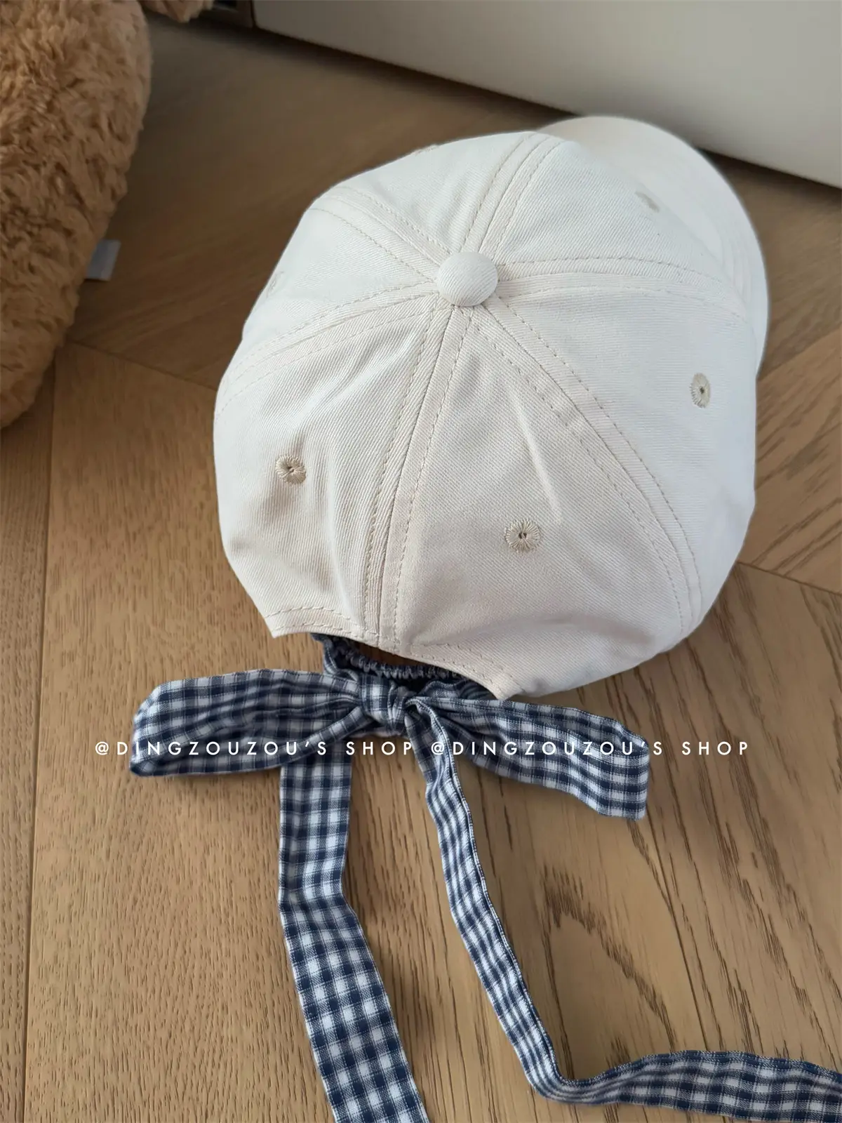Bow-Tie Letter Embroidery Baseball Cap for Women — feature 15