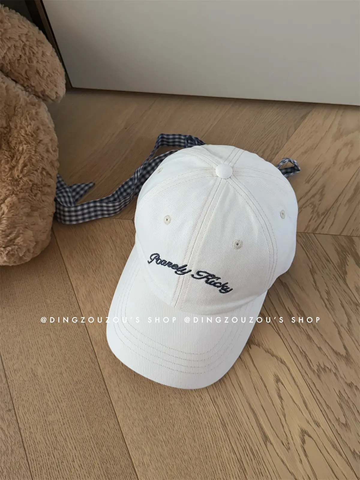 Bow-Tie Letter Embroidery Baseball Cap for Women - Image 2