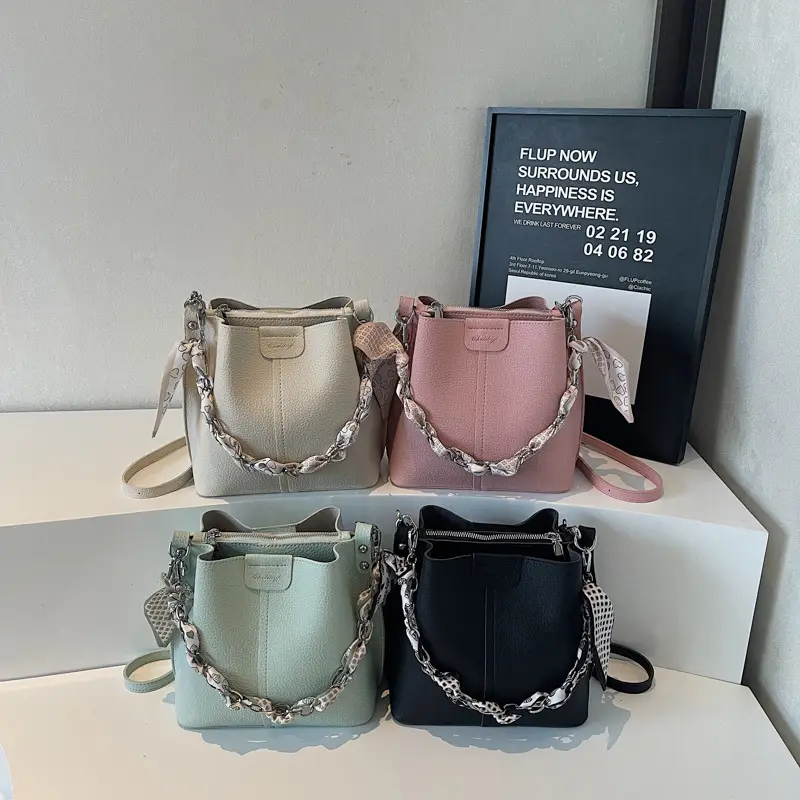 Black Korean Style Crossbody Bag for Women 2026 - Image 7