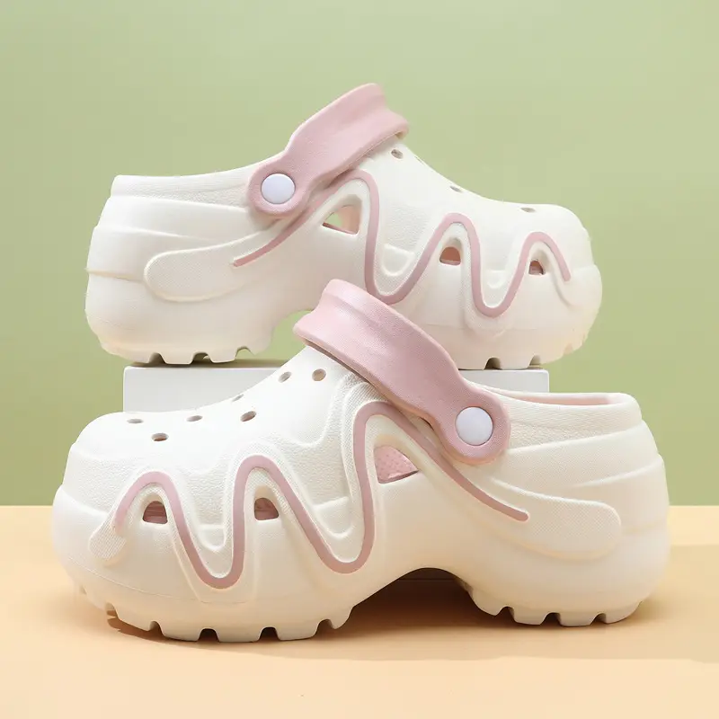 Men's Cave Shoes Summer Outer Wear Sports Driving Two Wear Non-slip Slippers Outer Wear Shit Feeling Beach Baotou Sandals