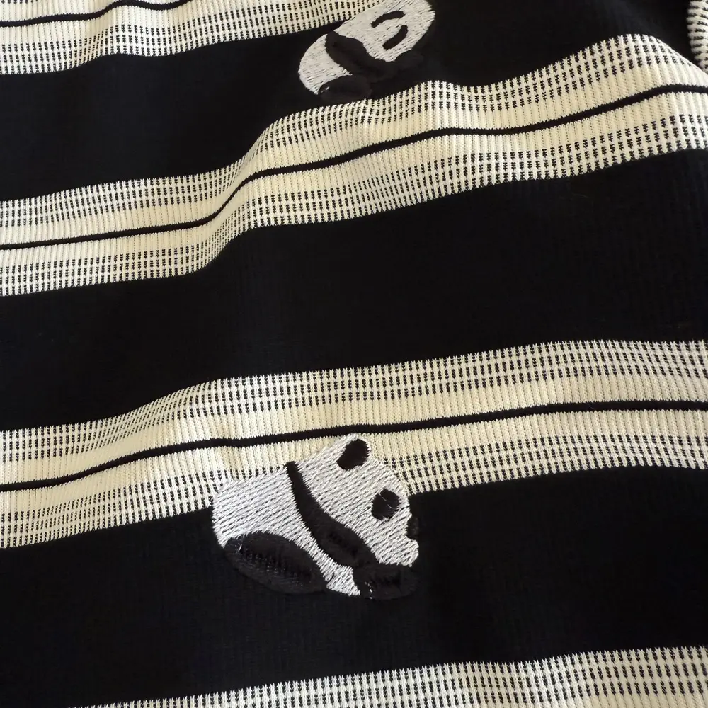 Boys Striped T-Shirt Medium Large 2025 — feature 6